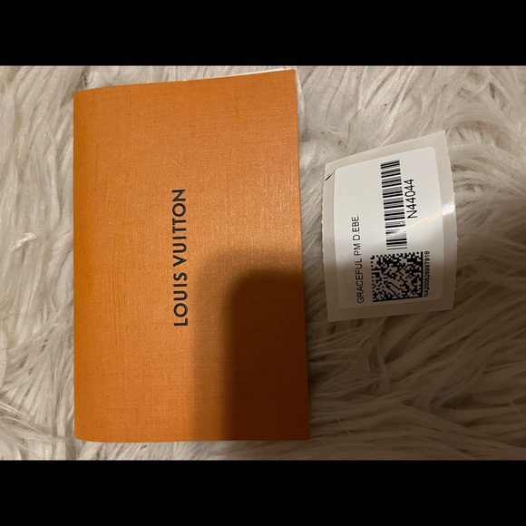 SOLD!! Authentic Louis Vuitton Graceful PM - Picture 5 of 11
